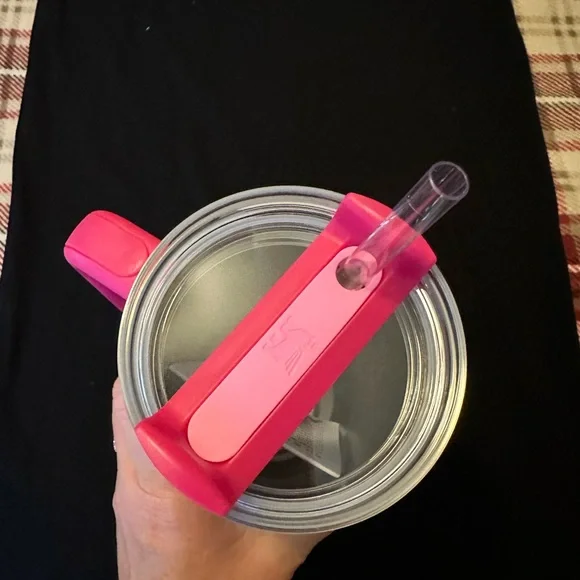 Stanley Pink Valentines 40oz tumbler